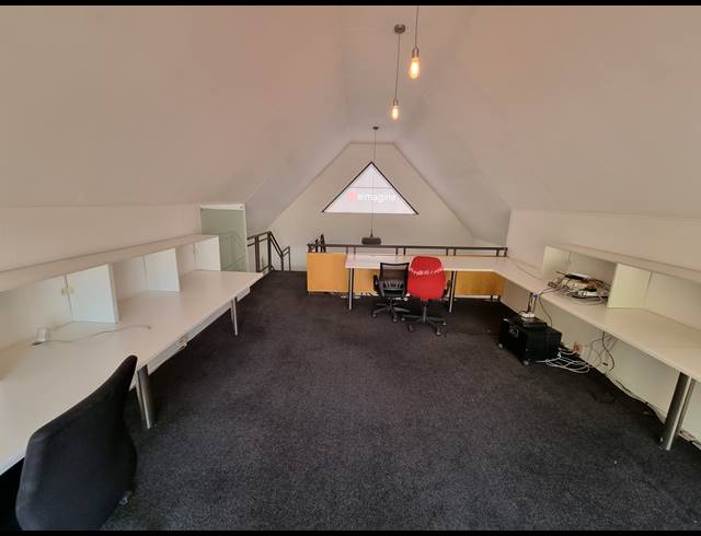 131M² OFFICE FOR SALE IN RIVONIA